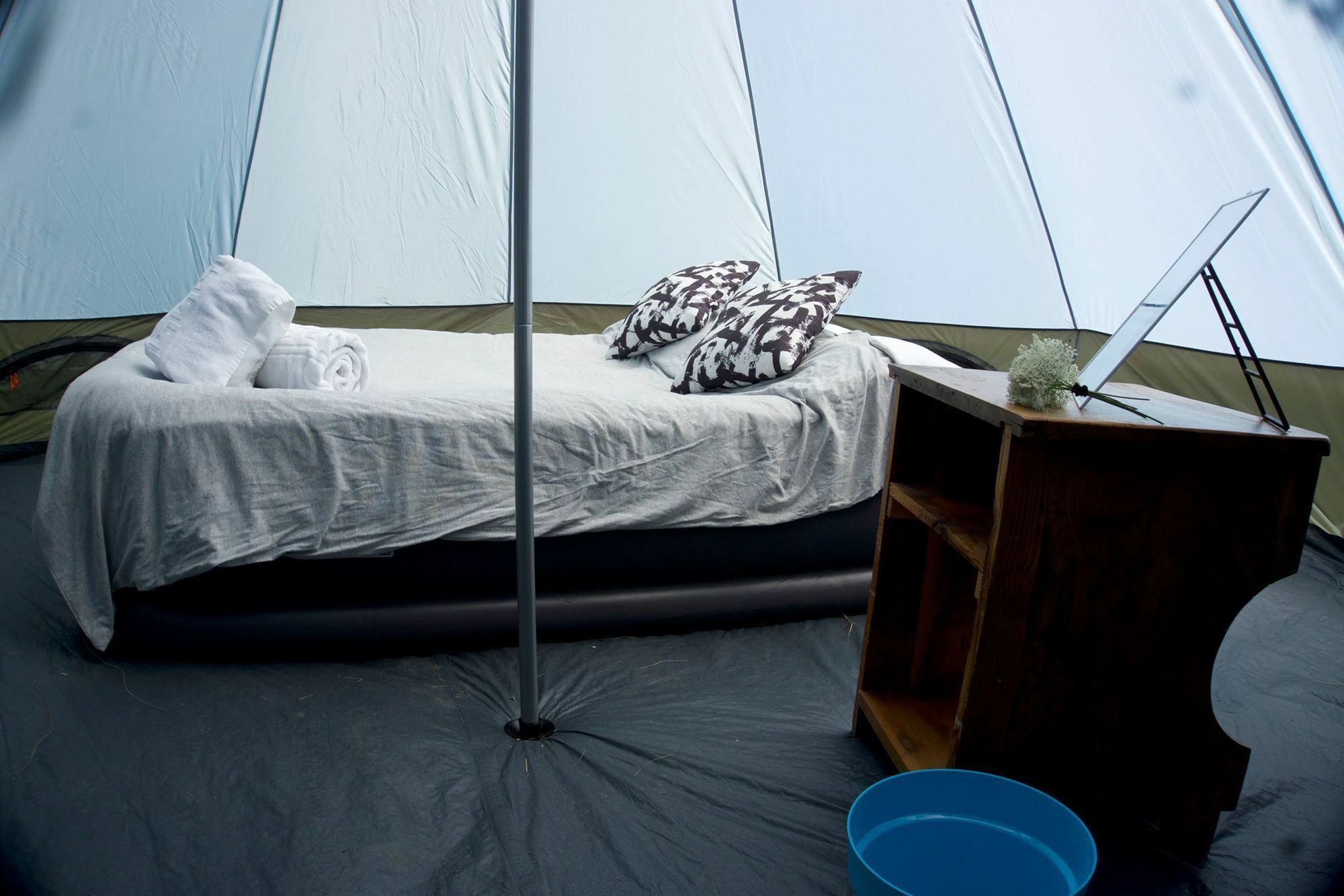 Munich Oktoberfest Glamping Hotel Exterior foto