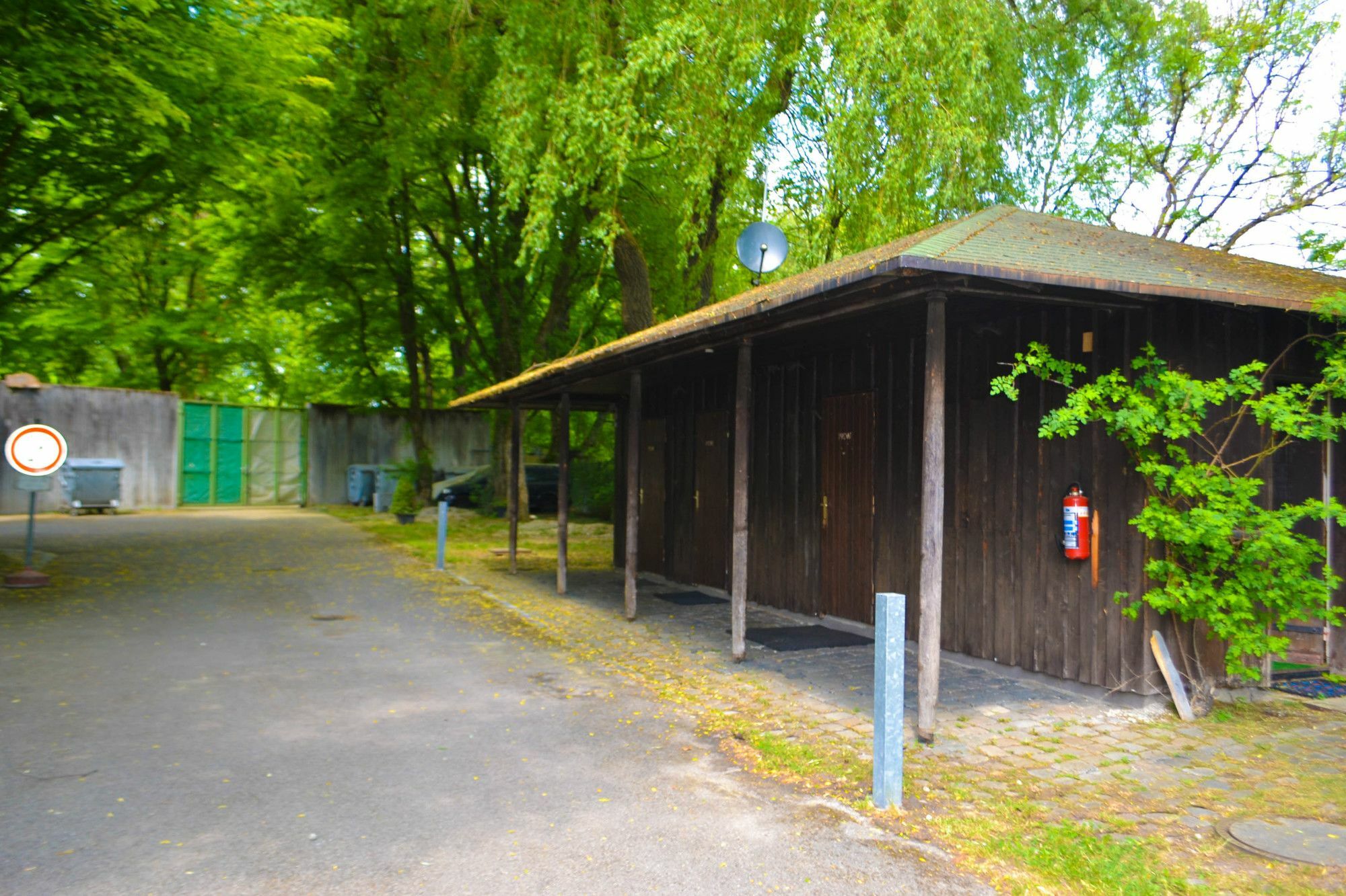 Munich Oktoberfest Glamping Hotel Exterior foto